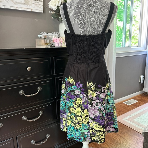 Madison Leigh Floral Fit & Flare Dress Sz 12 - Picture 4 of 16